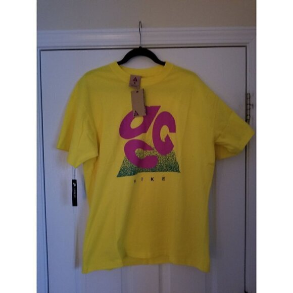 Nike MEN NRG ACG EVO LOGO TEE OPTI YELLOW ACTIVE FUCHSIA SIZE: MEDIUM - Picture 10 of 12
